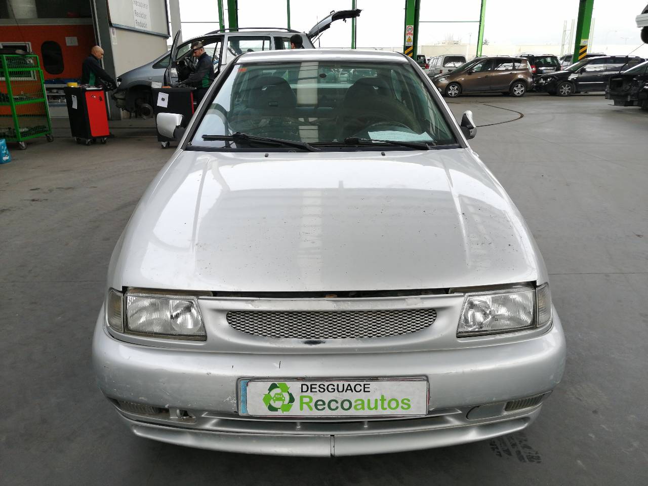 SEAT Cordoba 1 generation (1993-2003) Difūzoriaus ventiliatorius 6K0121207, 0130305238 24221135