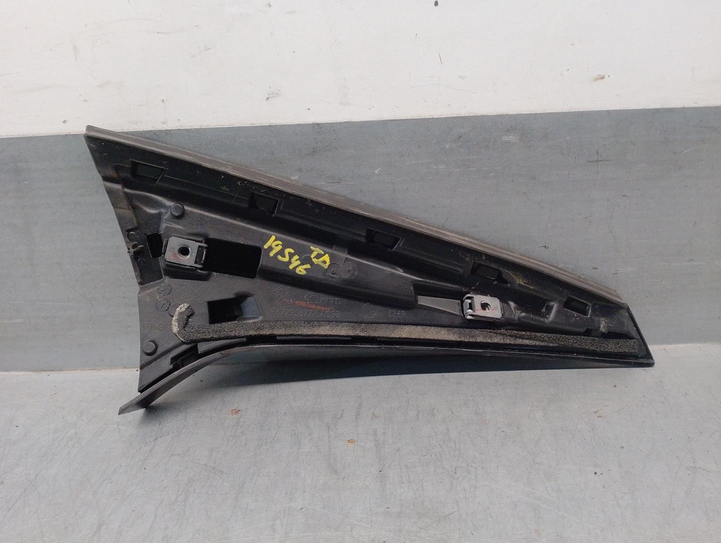 PEUGEOT 308 T9 (2013-2021) Other Trim Parts 9677956577,DERECHA 24208041