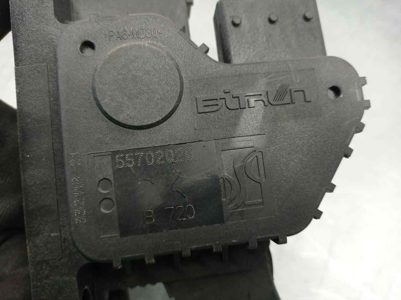 FIAT Grande Punto 1 generation (2006-2008) Други части на тялото 55702020,BITRON 21119464