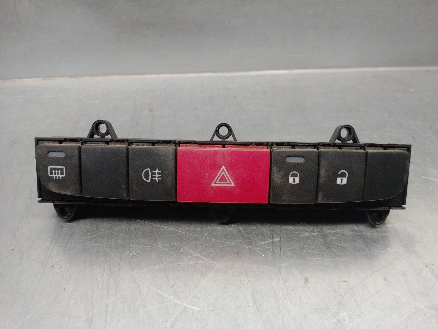 CITROËN Jumper 3 generation (2006-2024) Hazard button 7355331170, 30280650, BITRON 21730956