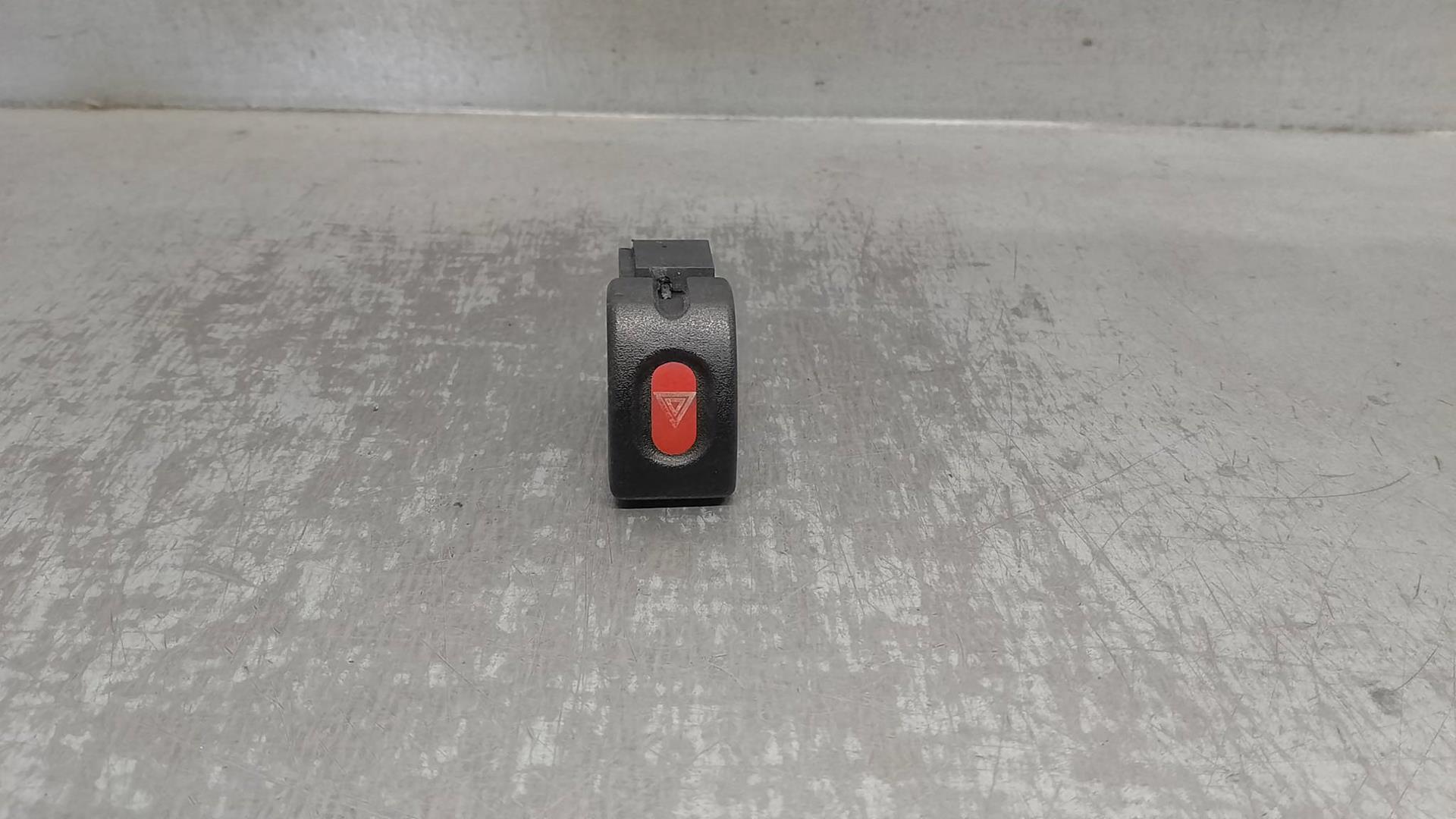 OPEL Corsa B (1993-2000) Hazard button 09164441 24225303