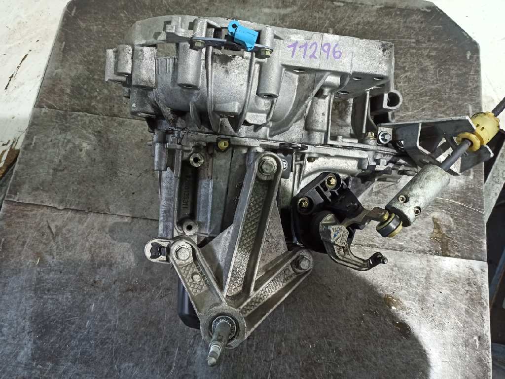 RENAULT Scenic 2 generation (2003-2010) Boîte de vitesses JR5125, A000579 19699507