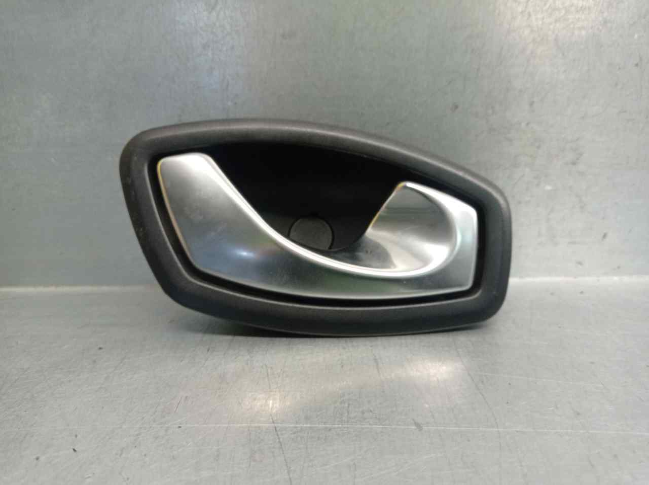 RENAULT Clio 3 generation (2005-2012) Andra interiördelar 826720001R, 5PUERTAS 21097685