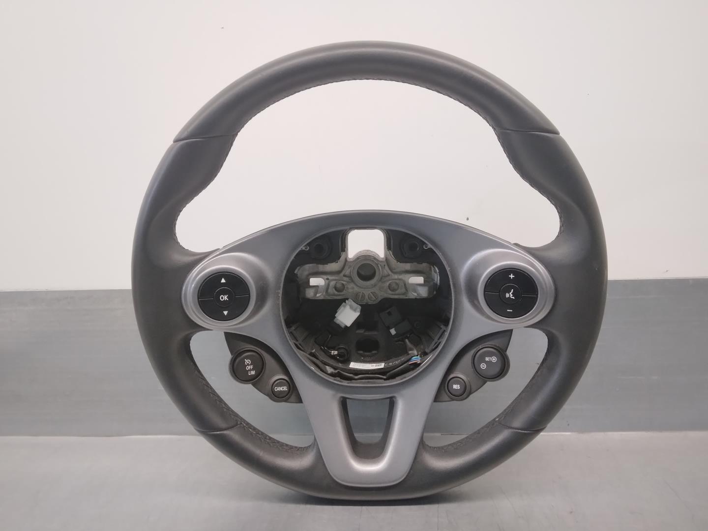 SMART Forfour 2 generation (2015-2023) Steering Wheel A4534600403 24158327