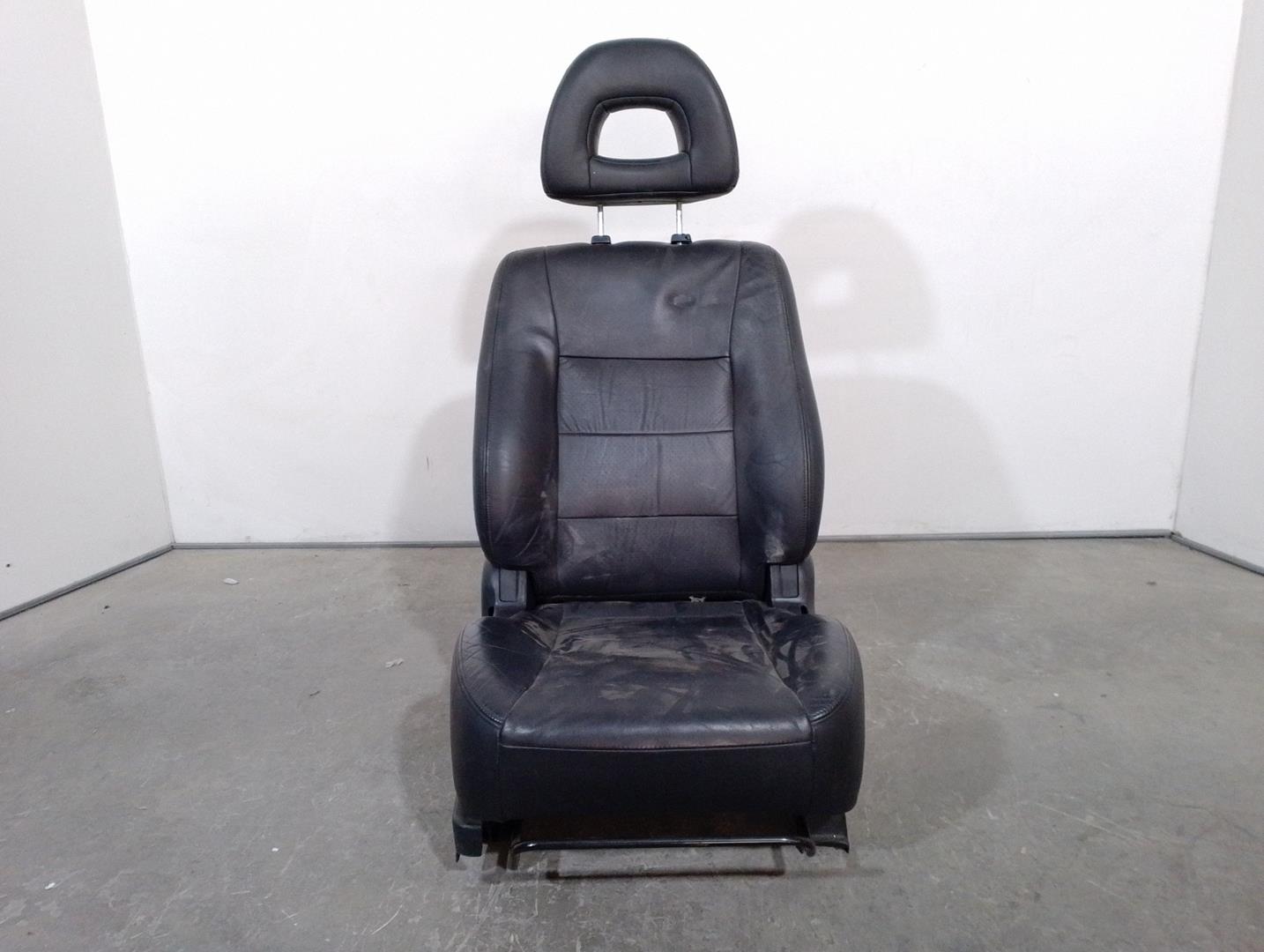 MITSUBISHI Pajero 3 generation (1999-2006) Front Right Seat 4412873, CUERONEGRO, 5PUERTAS 19918736