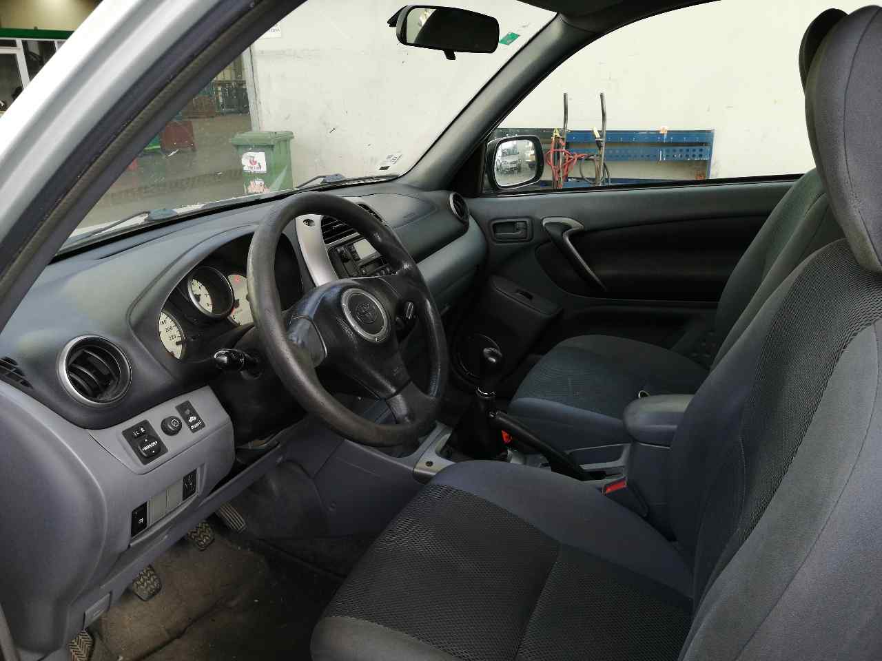 VOLVO RAV4 2 generation (XA20) (2000-2006) Other Interior Parts TRASERA, 8124012060B1+ 19827897