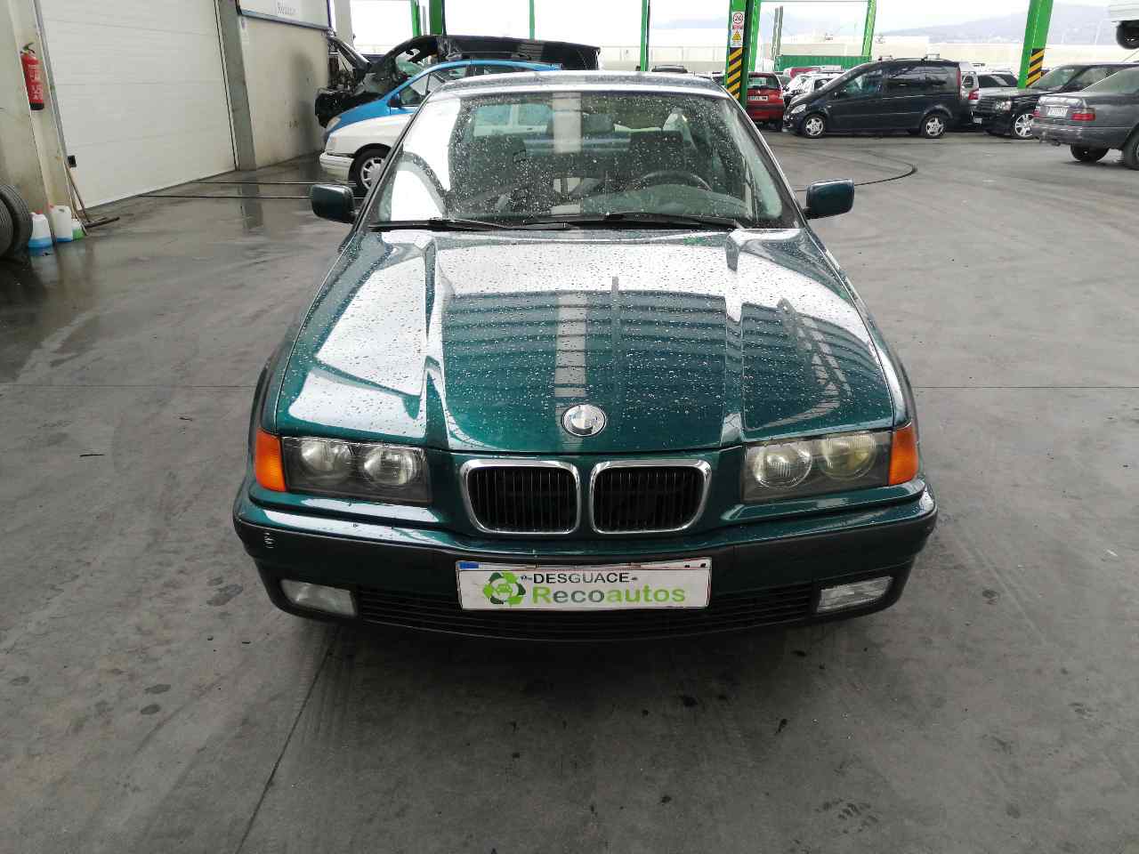 BMW 3 Series E36 (1990-2000) Priekinis dešinys saugos diržas 8229860, 4PUERTAS 19887129