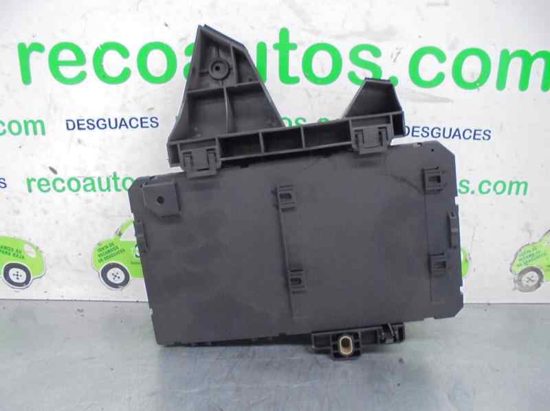 CITROËN Astra J (2009-2020) Saugiklių dėžė 329510614 19615514