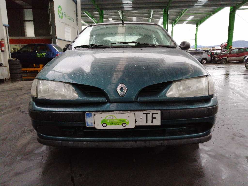 KIA Megane 1 generation (1995-2003) Priekšējais bamperis VERDEAZULADO 24548353