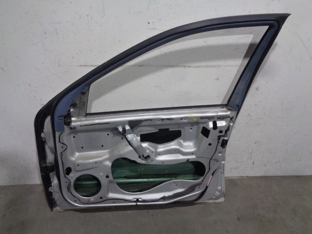 MERCEDES-BENZ C-Class W203/S203/CL203 (2000-2008) Передняя правая дверь A2037200205,GRIS,4PUERTAS 21710183