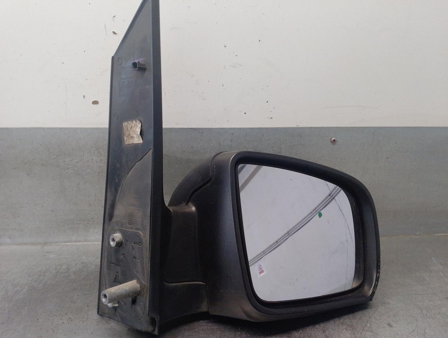 MERCEDES-BENZ Vito W639 (2003-2015) Priekinių dešinių durų veidrodis A6398109516, MANUAL, A3156442 24206975