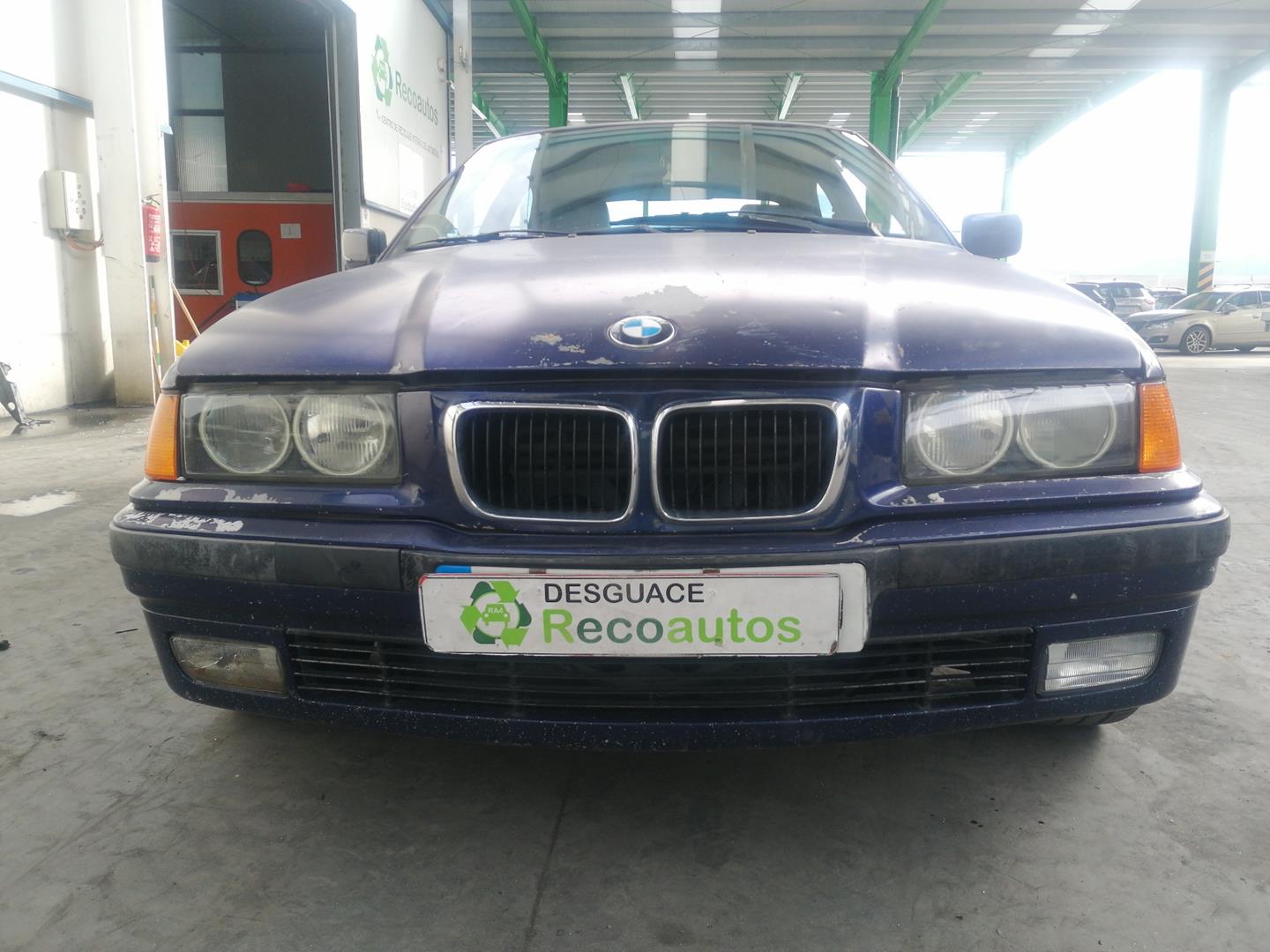 BMW 3 Series E36 (1990-2000) Капот 41618135343, AZUL 24550556