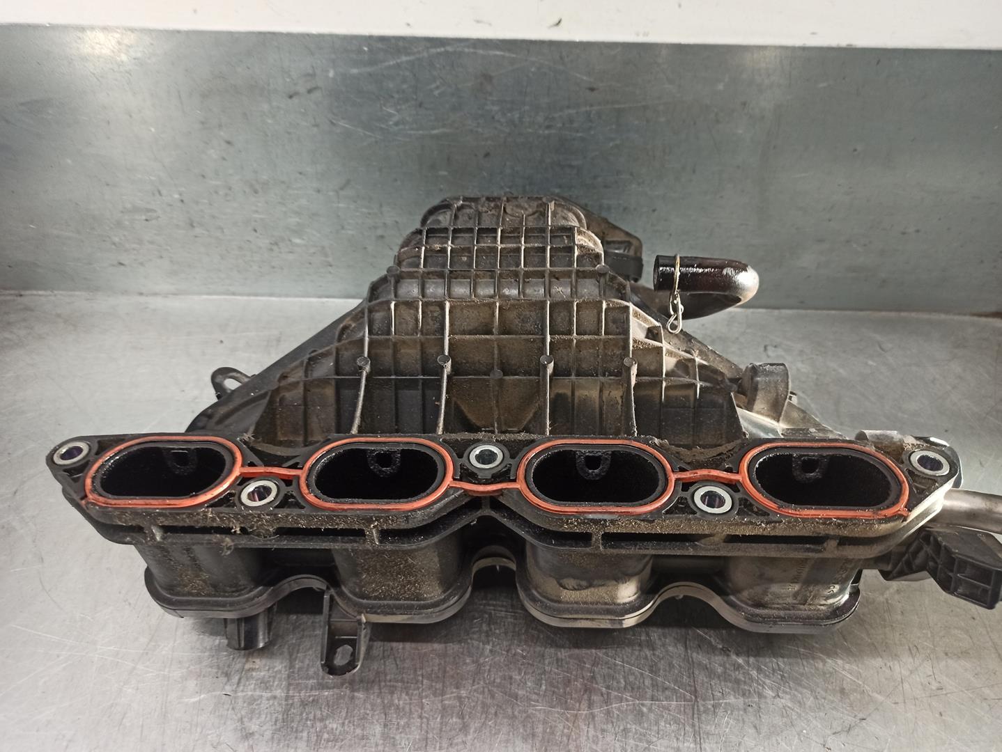 TOYOTA Auris 2 generation (2012-2015) Впускной коллектор 171200T050, 1105870S1, MANNHUMMEL 21414565