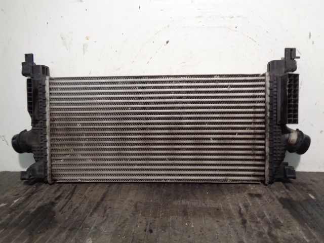 OPEL Astra J (2009-2020) Intercooler Radiator 13267646, 1790A, DELPHI 21710476