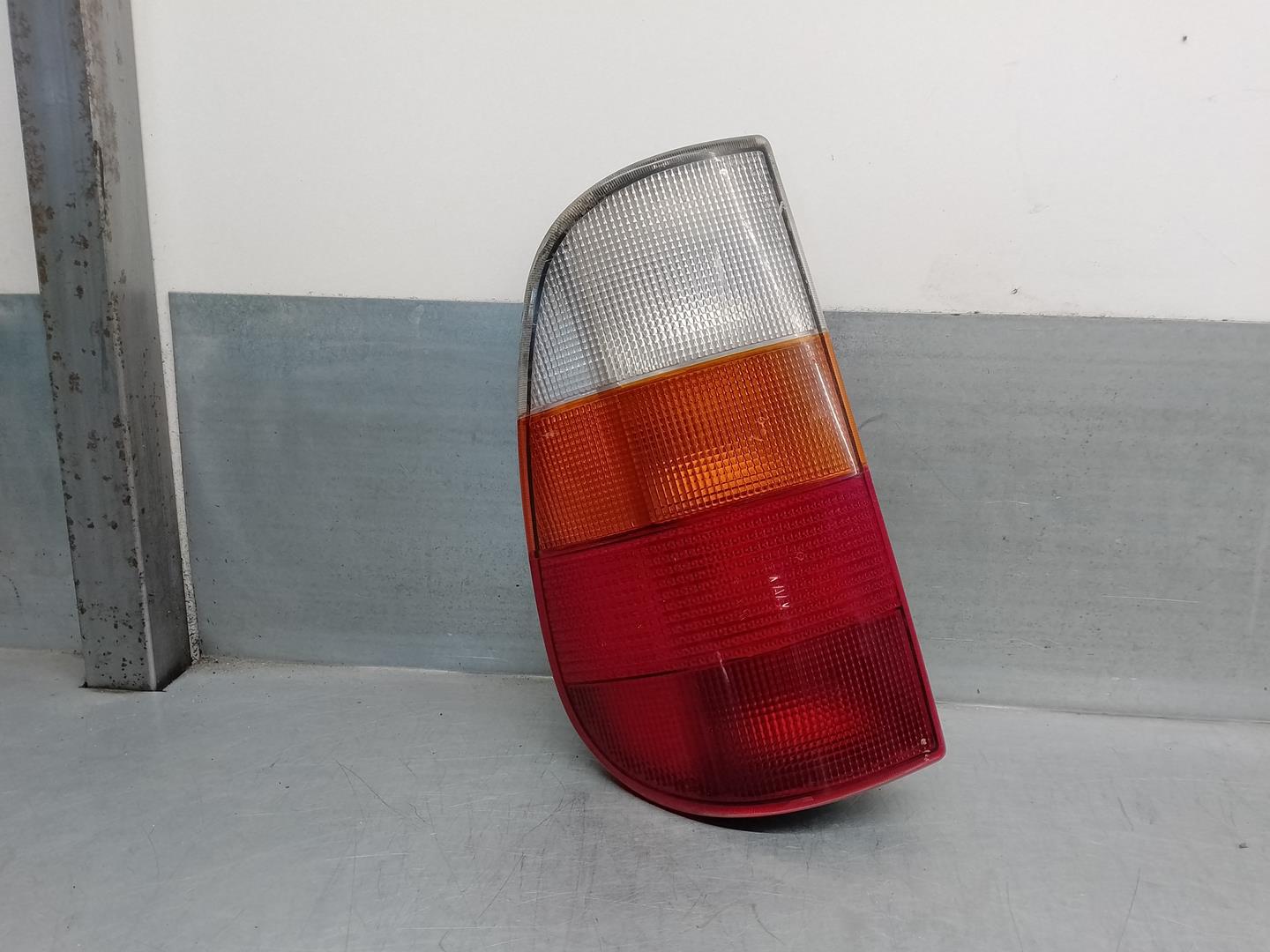 SEAT Inca 1 generation (1995-2000) Rear Right Taillight Lamp 6K9945096,67723681,4PUERTAS 24169042