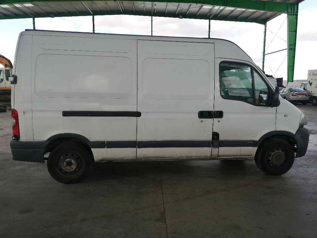 OPEL Movano Oikea etulokasuojalista 8200197168 19708988