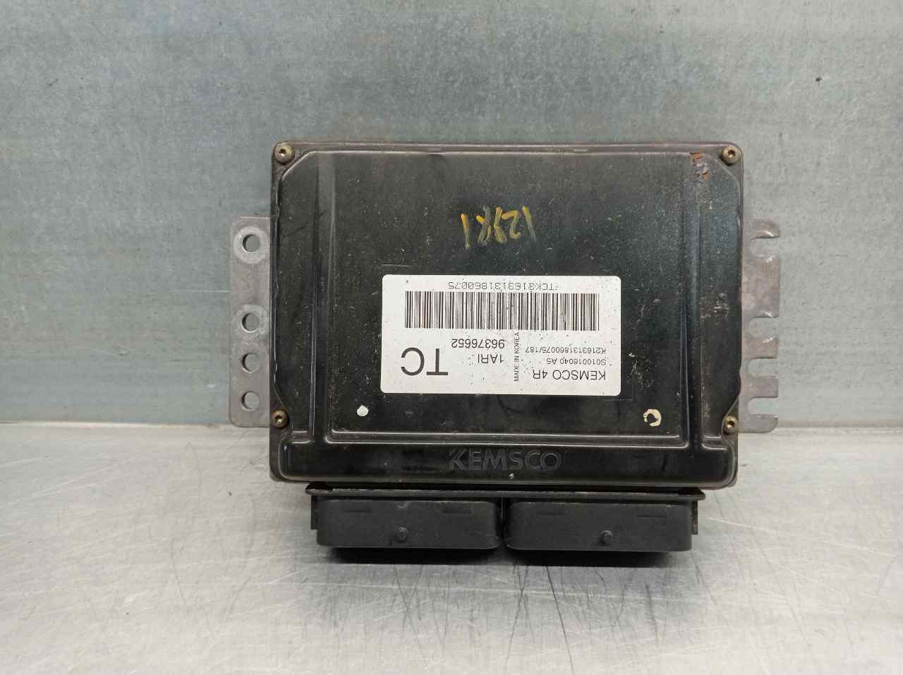 DAEWOO Kalos 1 generation (2002-2020) Moottorin ohjausyksikkö ECU 96376652 20841060