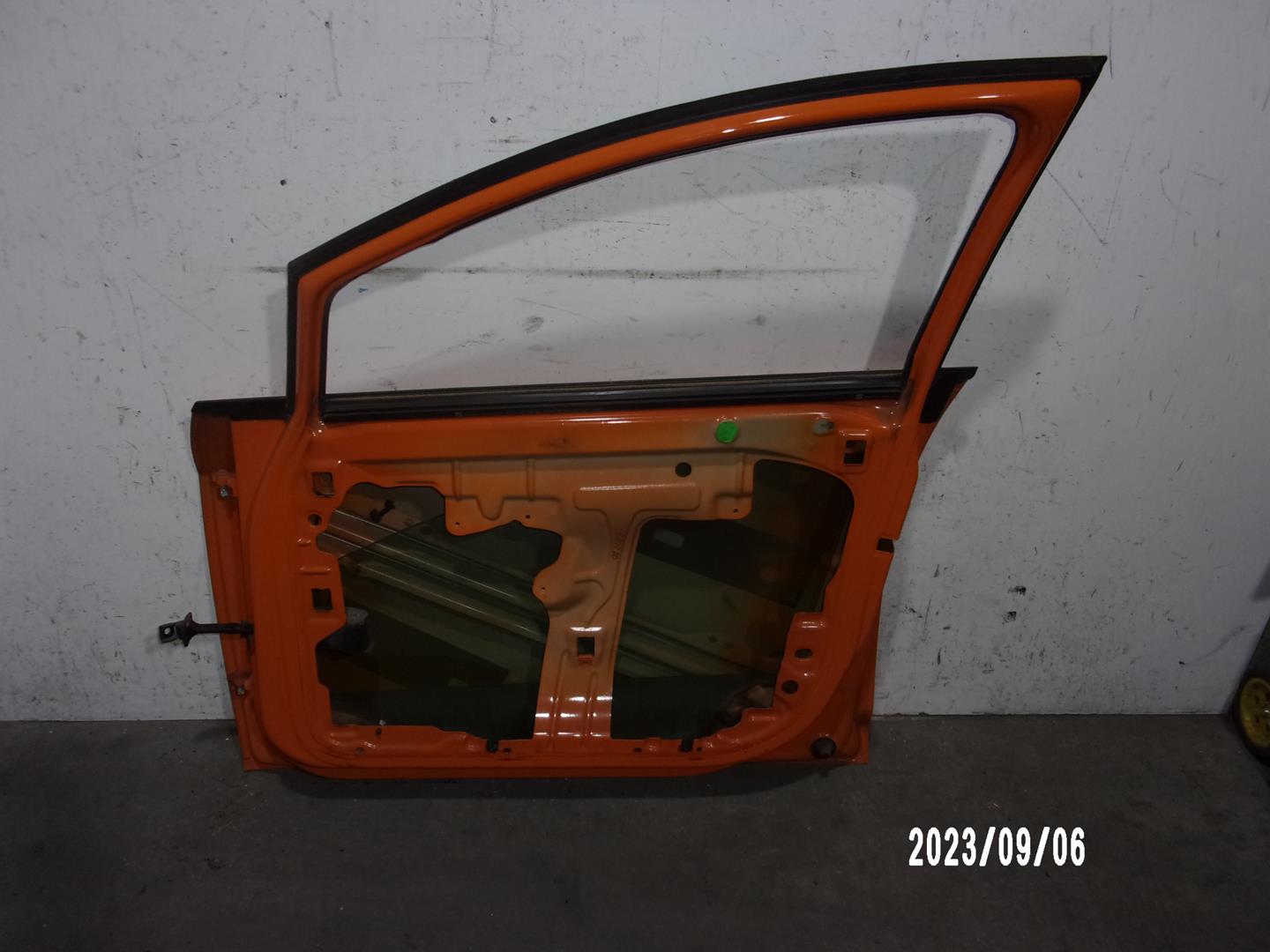 SEAT Ibiza 4 generation (2008-2017) Передняя правая дверь 6J4831056,NARANJA,5PUERTAS 21722213