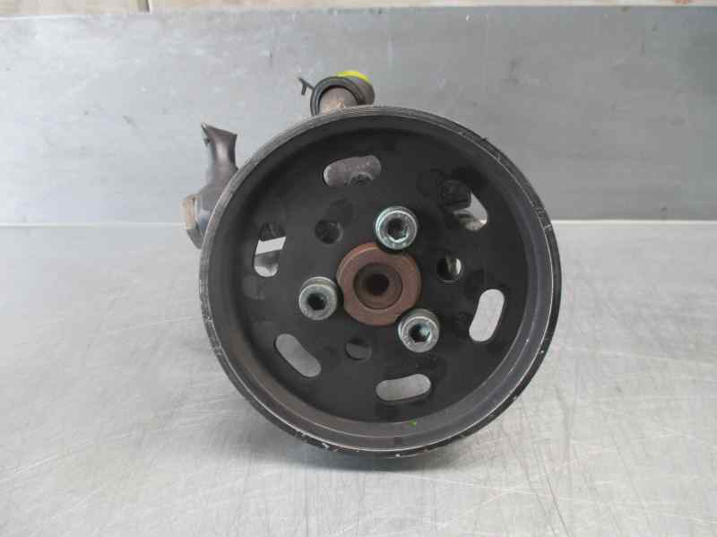 VOLKSWAGEN Bora 1 generation (1998-2005) Помпа на сервоуправление 1J0422154A, KV17001, KYB 19657750