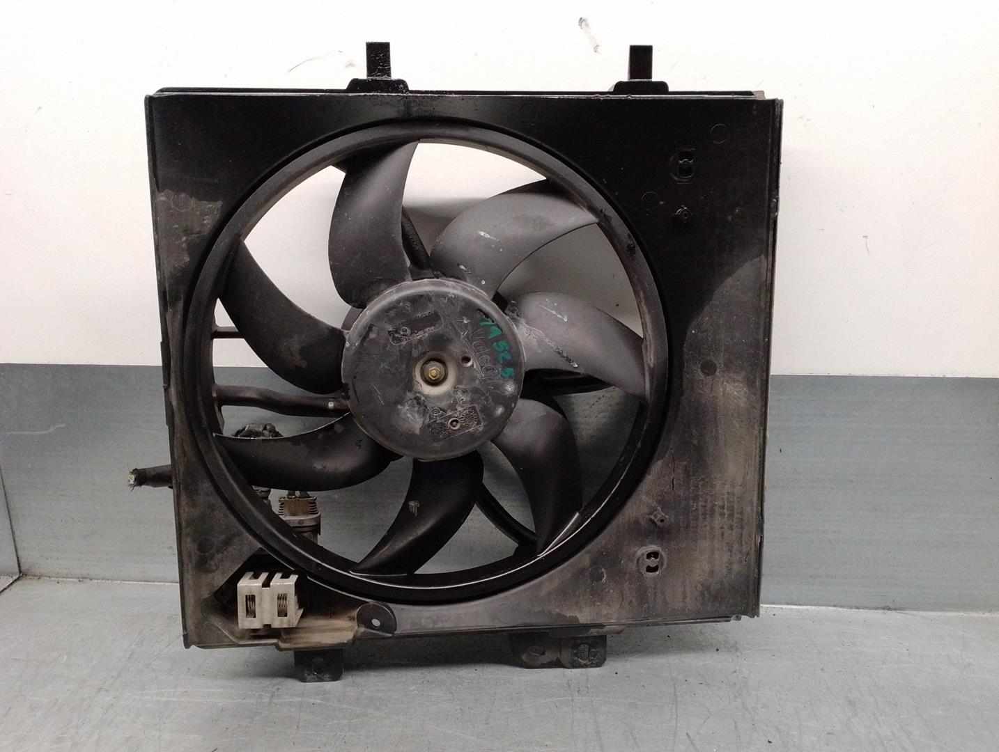 PEUGEOT 208 Peugeot 208 (2012-2015) Ventilator difuzor 9812028580, M159983, VALEO 22781551