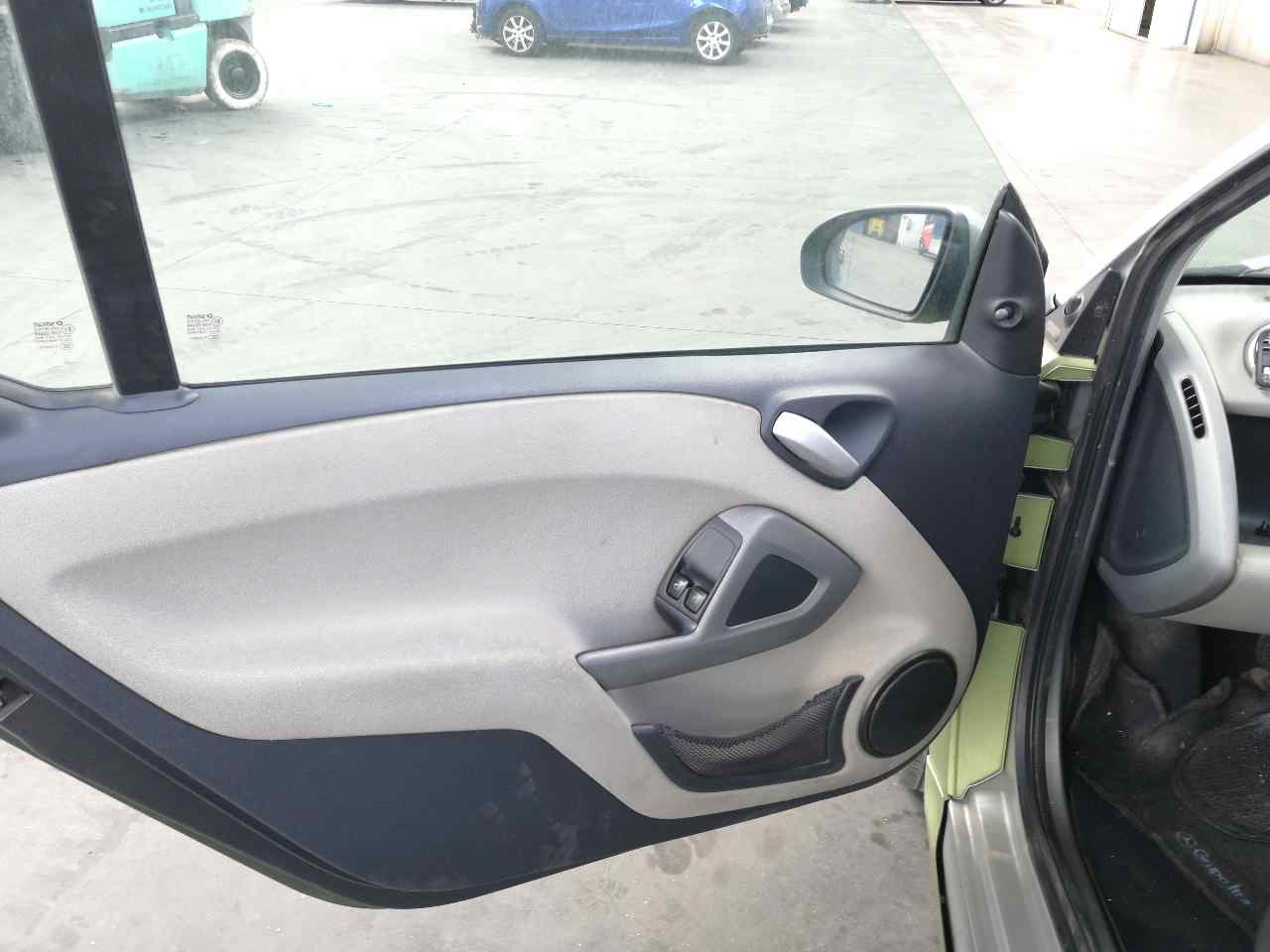 TOYOTA Fortwo 2 generation (2007-2015) Priekinių dešinių durų stiklo pakelėjas A4517200446 24130986