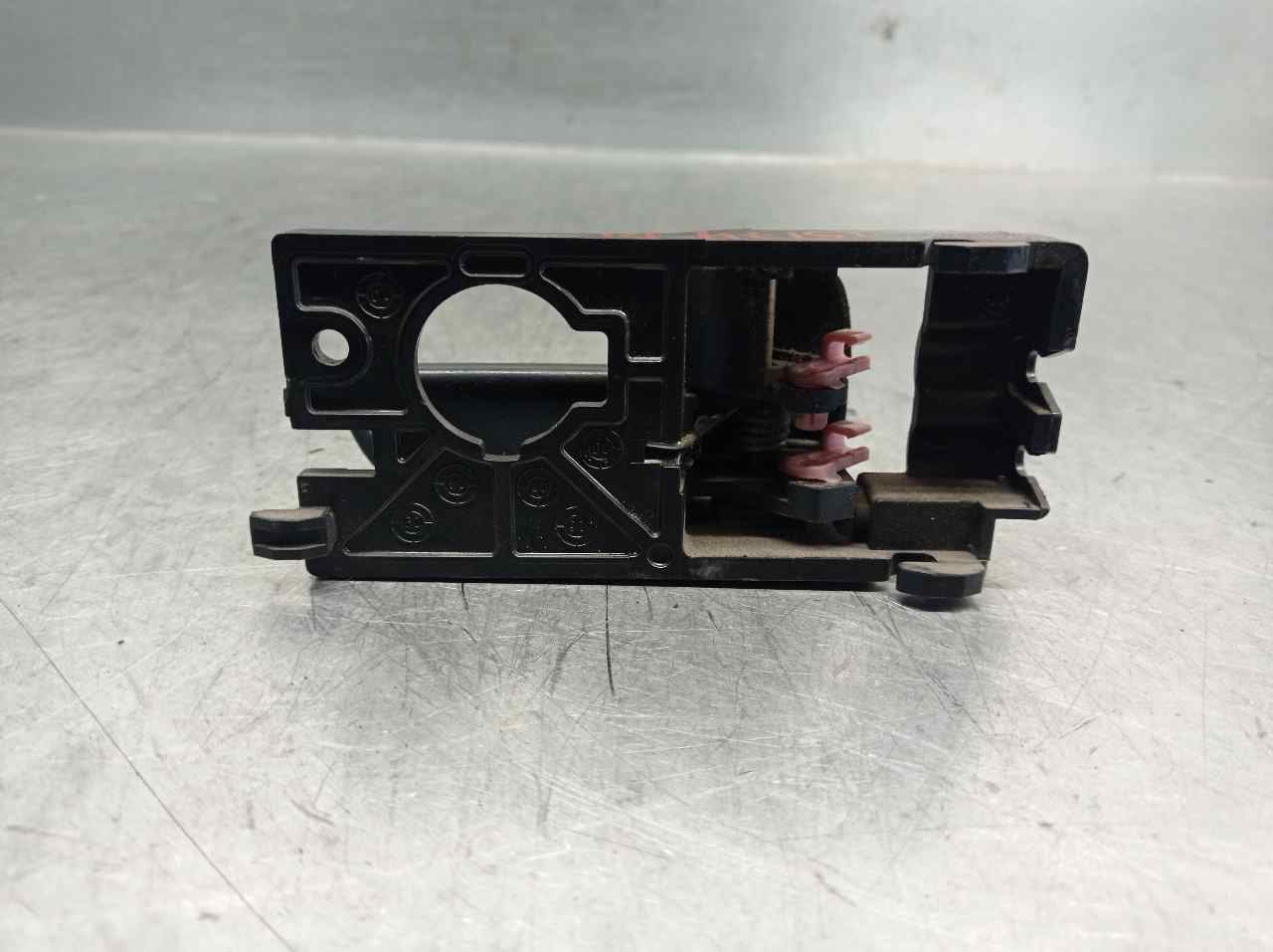 HYUNDAI Accent MC (2006-2011) Front Left Door Interior Handle Frame 4PUERTAS,4PUERTAS+ 19800157