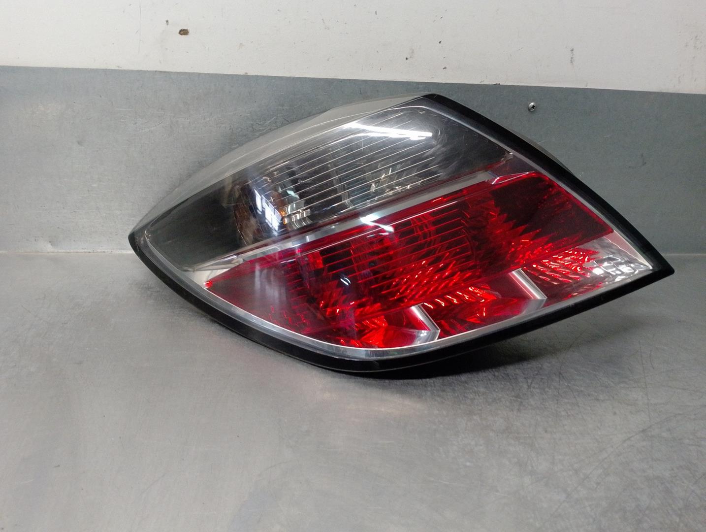 OPEL Astra H (2004-2014) Rear Left Taillight 24451832,3PUERTAS 21724942