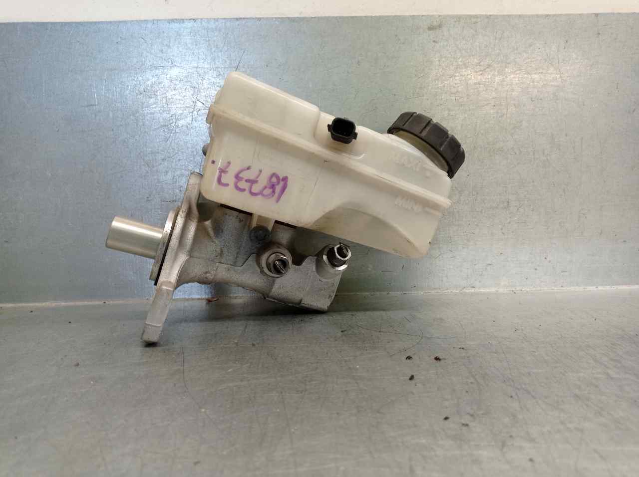 RENAULT CAPTUR (J5_) (2013-present) Brake Cylinder 1070529S01, 460111938R 21723806