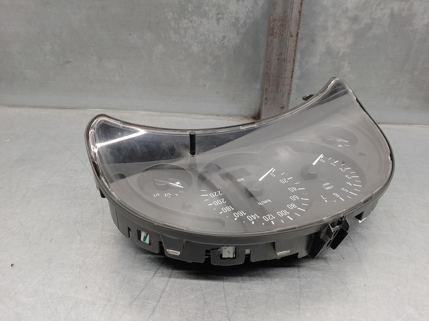 OPEL Corsa C (2000-2006) Speedometer 13140234LD, 110008988019, VDO 24167753