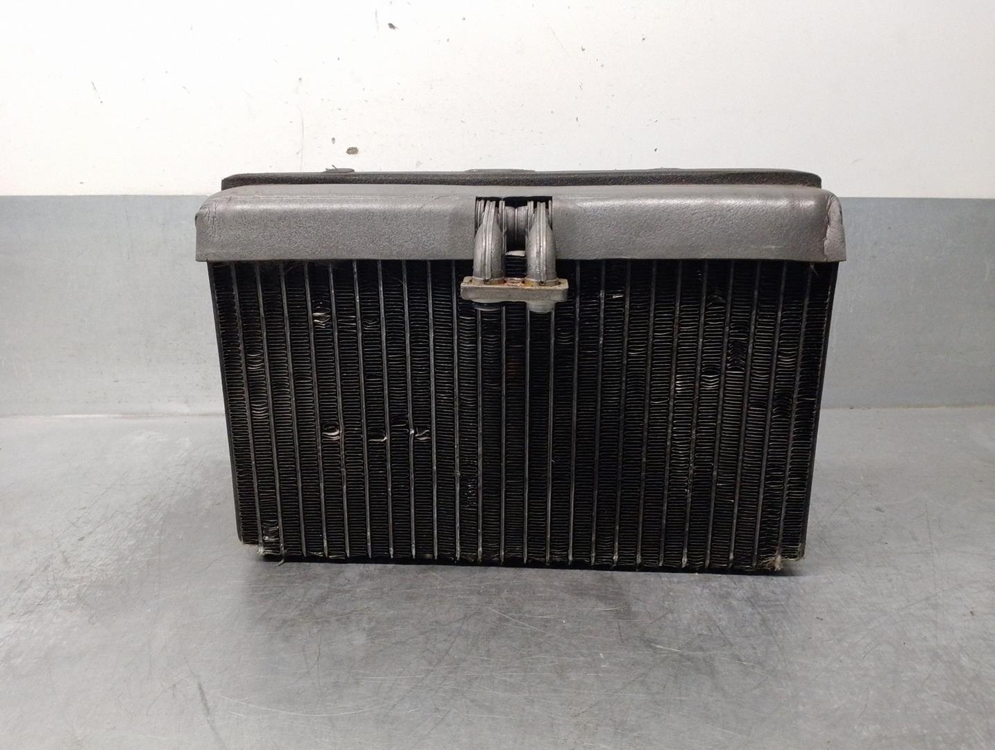 AUDI A8 D2/4D (1994-2002) Охлаждающий радиатор 4D0820103 24190499