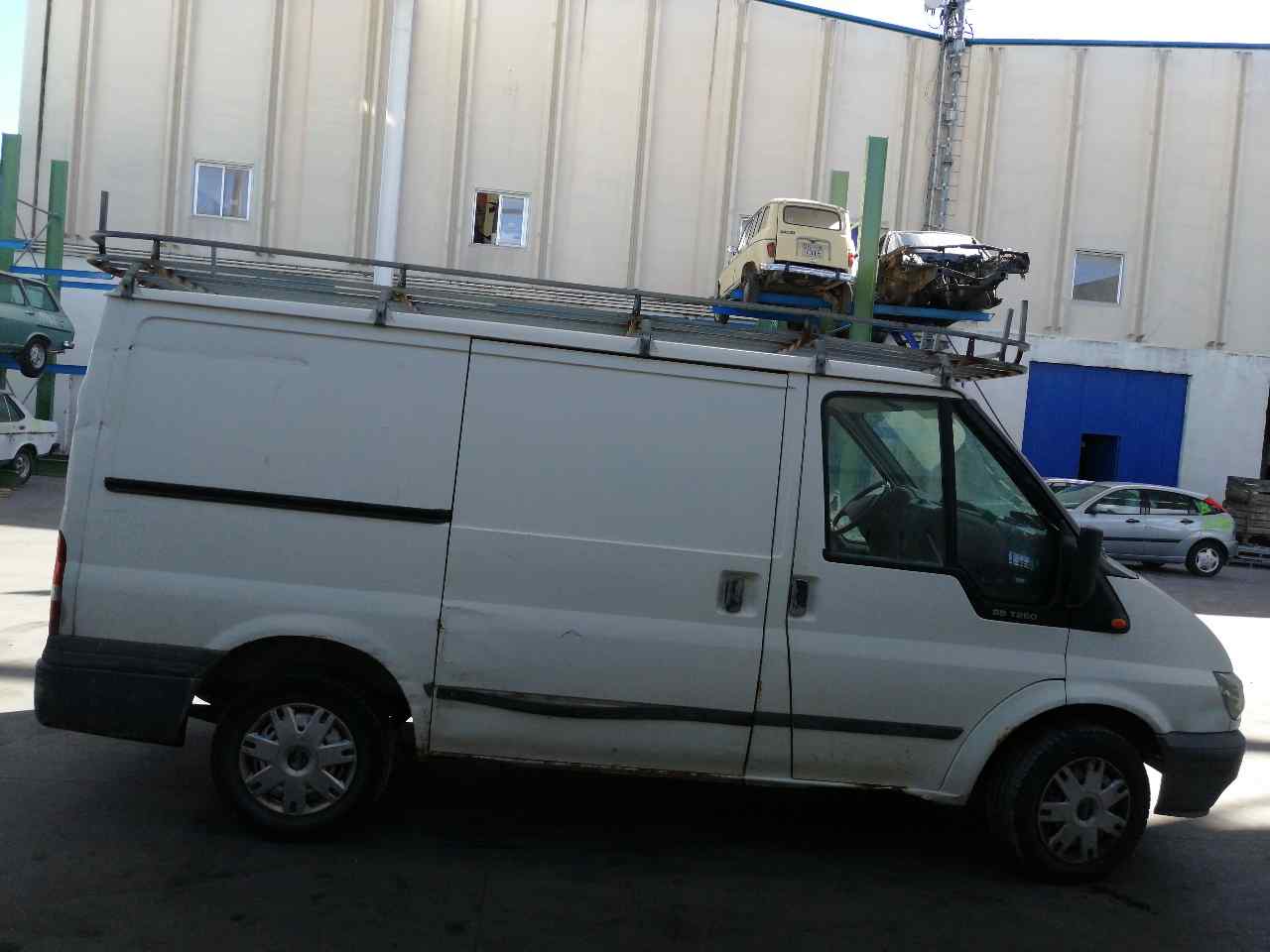 FORD Transit 2 generation (2010-2021) Priekšējais kreisais spārns BLANCA,4469786+BLANCA 19834621