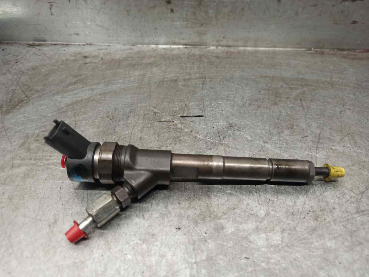 RENAULT Yaris 1 generation (1999-2005) Fuel Injector 2367033010,0445110085 19785624