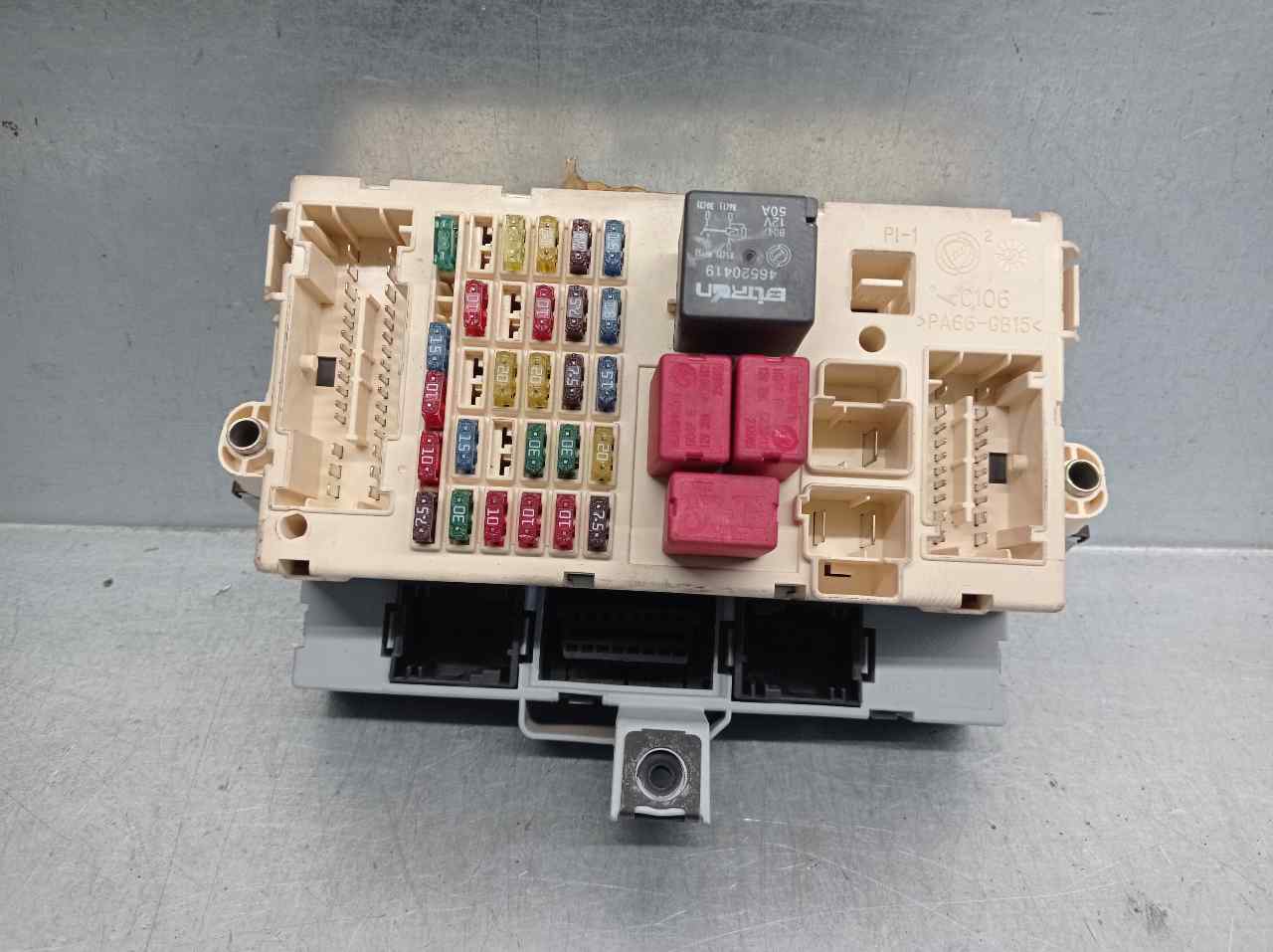 FIAT Stilo 1 generation (2001-2010) Fuse Box 46797609,501208530110 19804443