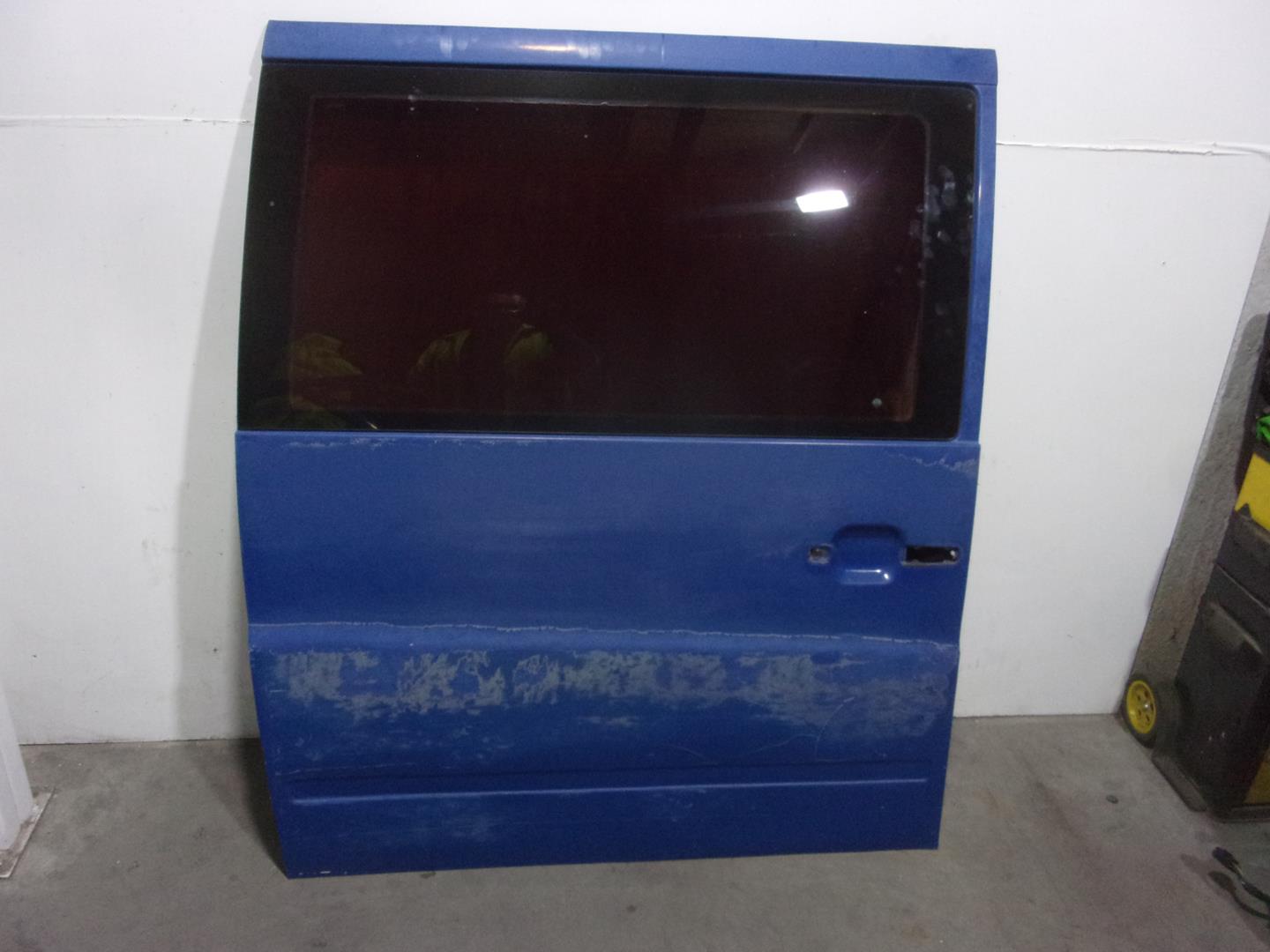 MERCEDES-BENZ Vito W638 (1996-2003) Right Side Sliding Door A6387301203, AZUL, 4PUERTAS 24179508