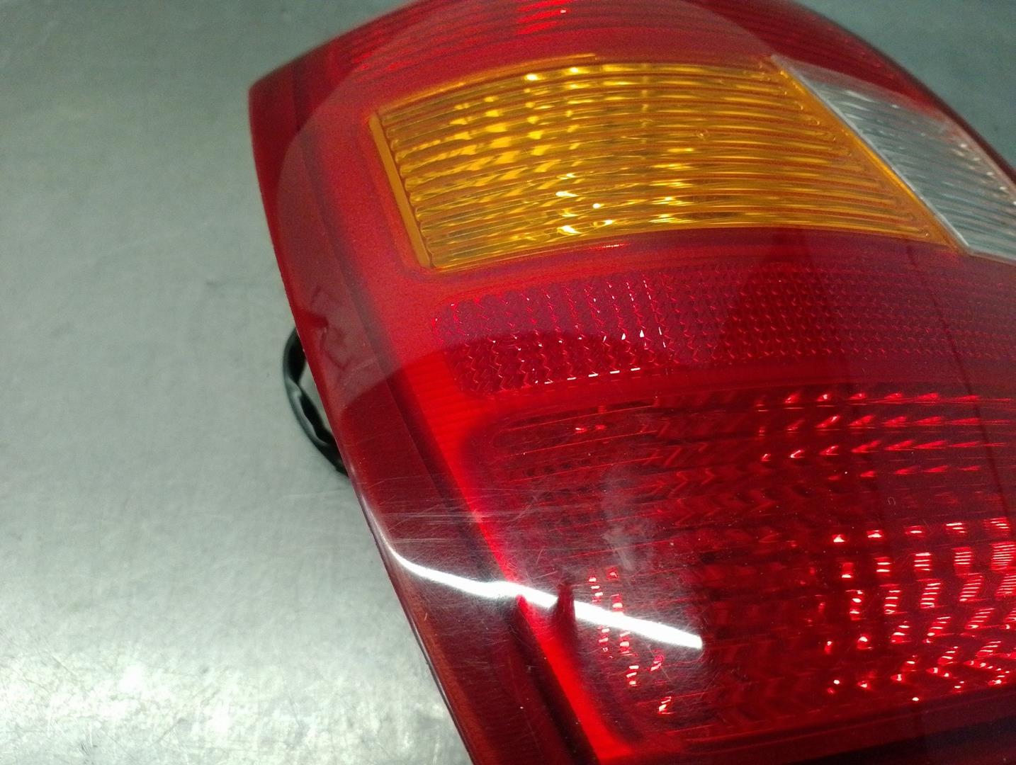 HYUNDAI Santa Fe SM (2000-2013) Rear Left Taillight 924012D0,DEALETA,5PUERTAS 21720079