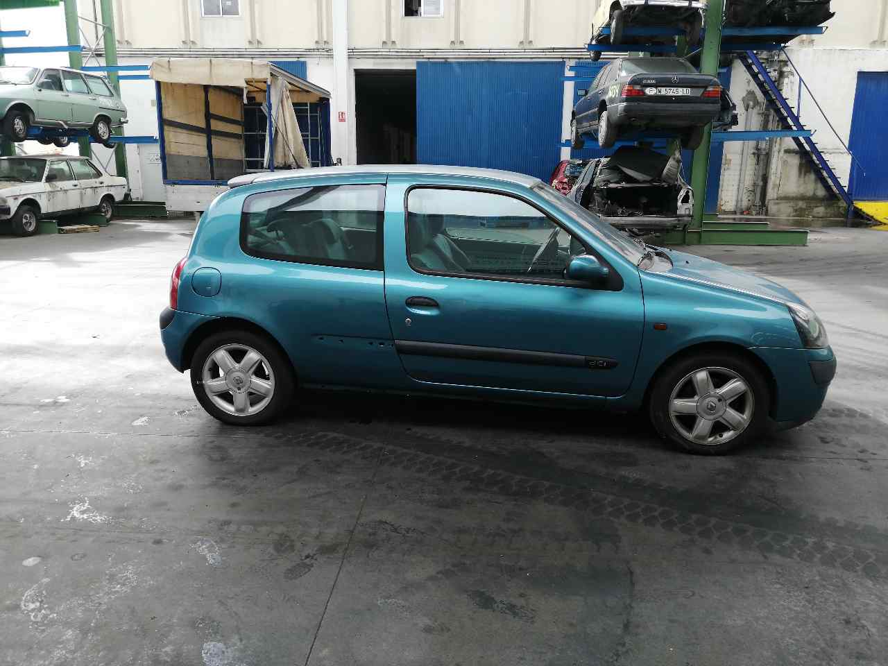 TOYOTA Clio 2 generation (1998-2013) Спойлер 19837098