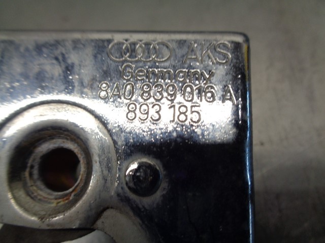 AUDI 80 B3 (1986-1992) Galinių dešinių durų spyna 8A0839016A, 4PUERTAS 24141691