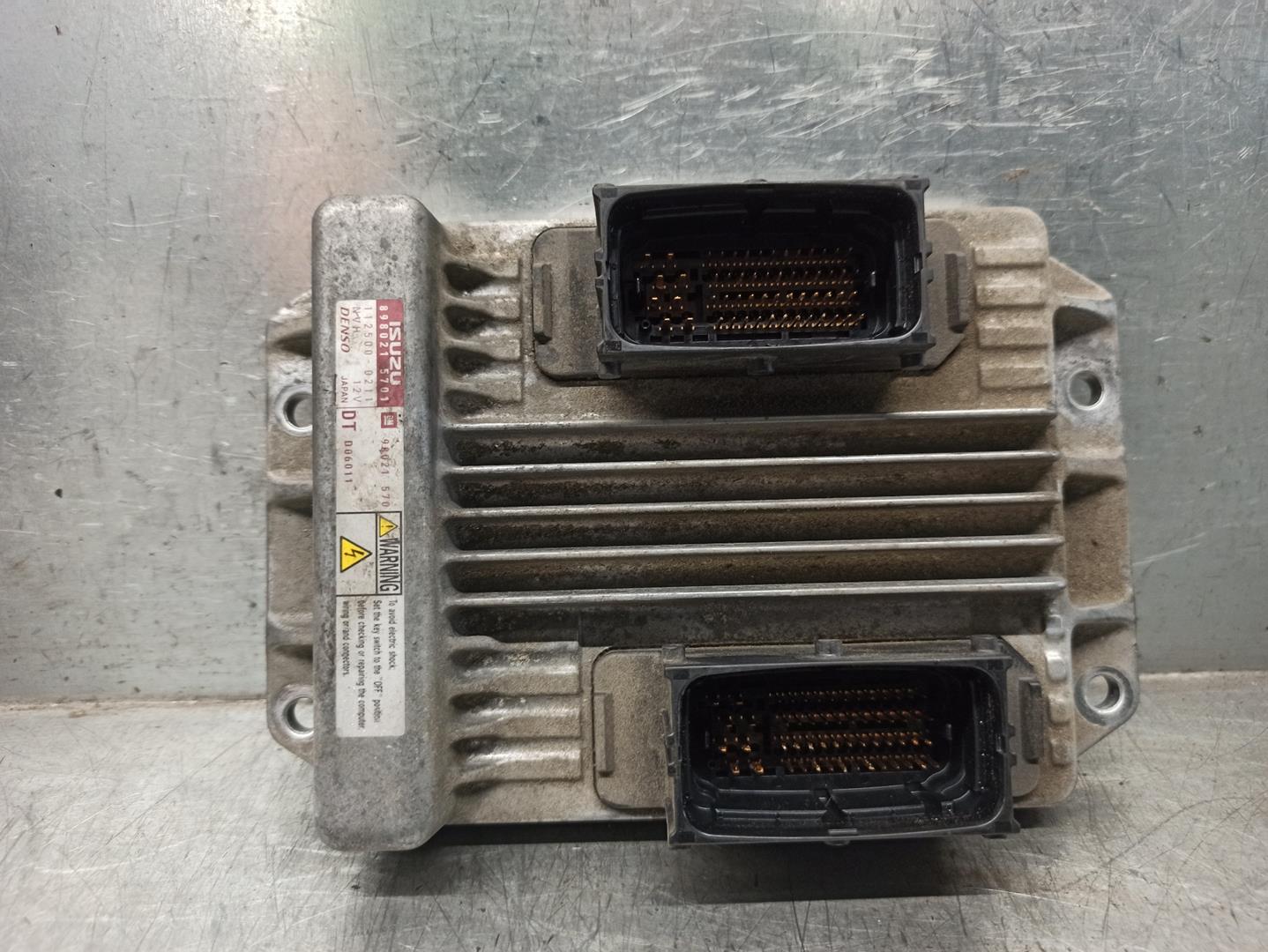 OPEL Combo C (2001-2011) Engine Control Unit ECU 8980215701, 1125000211, DENSO 20776187