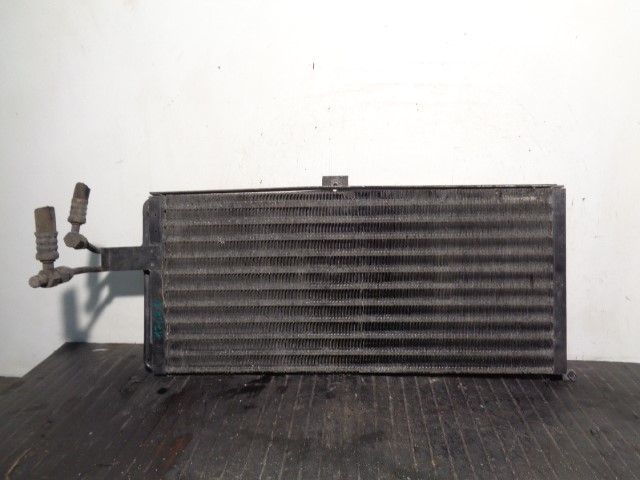 AUDI 80 B3 (1986-1992) Охлаждающий радиатор 893260403 24141622