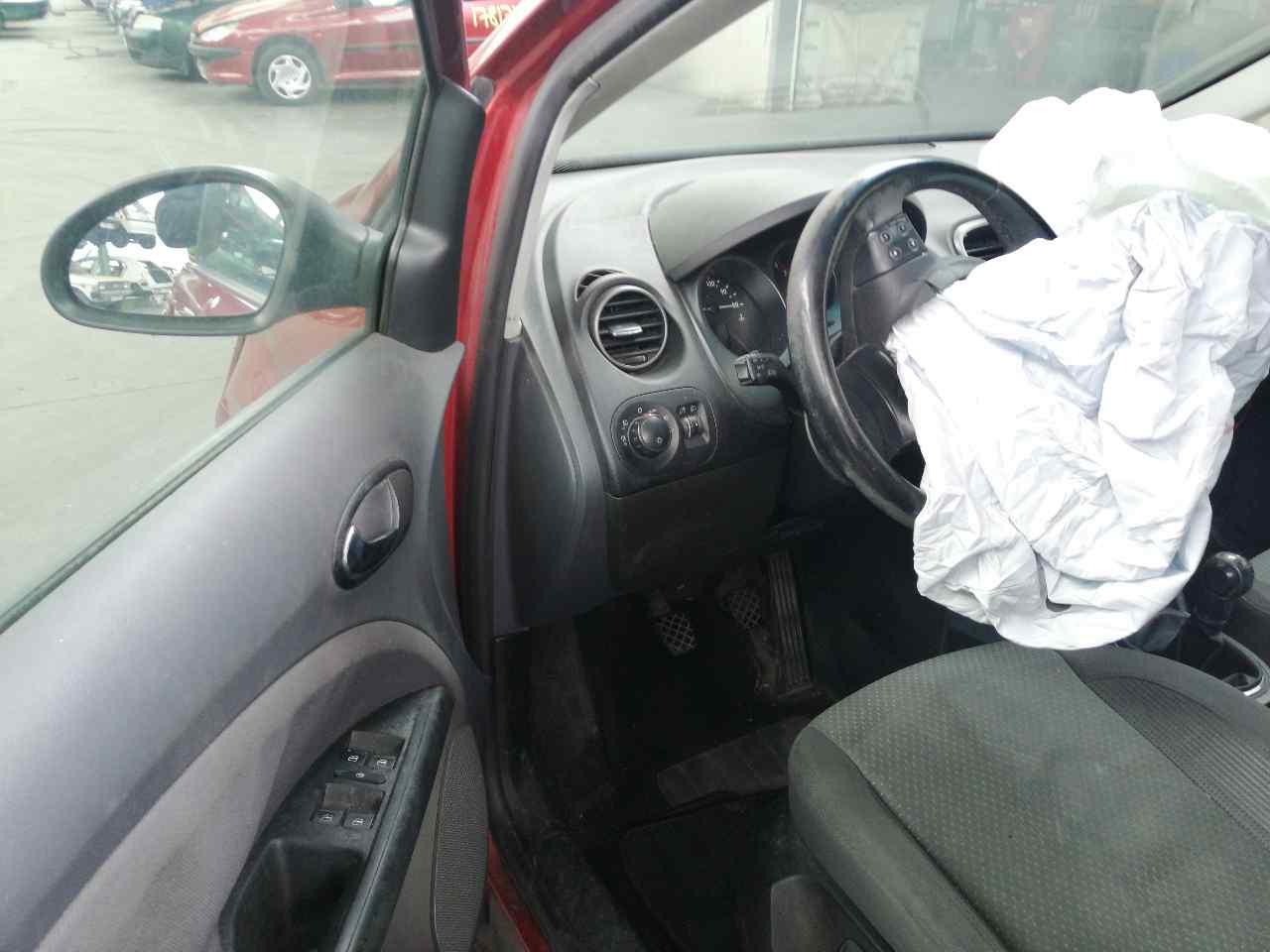 SEAT Toledo 3 generation (2004-2010) Наружная ручка задней правой двери 5P0839886A, 5PUERTAS 19906136