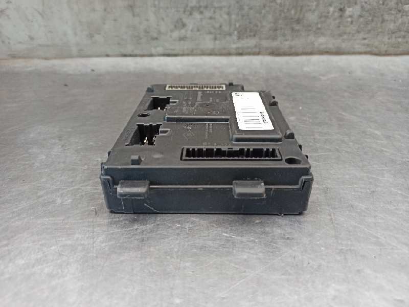 RENAULT Clio 3 generation (2005-2012) Other Control Units CONTINENTAL 19744550