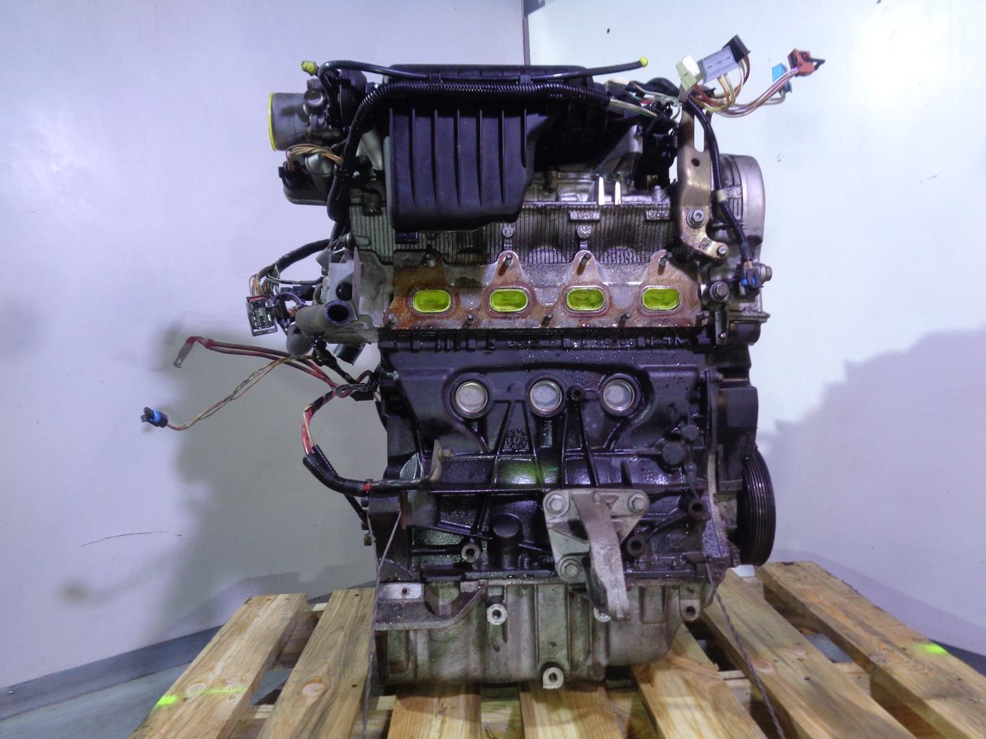 RENAULT Megane 2 generation (2002-2012) Engine F4RZ770, C016365, 8200545137 24203151