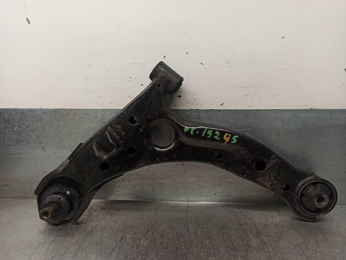 HYUNDAI Matrix 1 generation (2001-2010) Vänster främre arm 5450017000 24182607