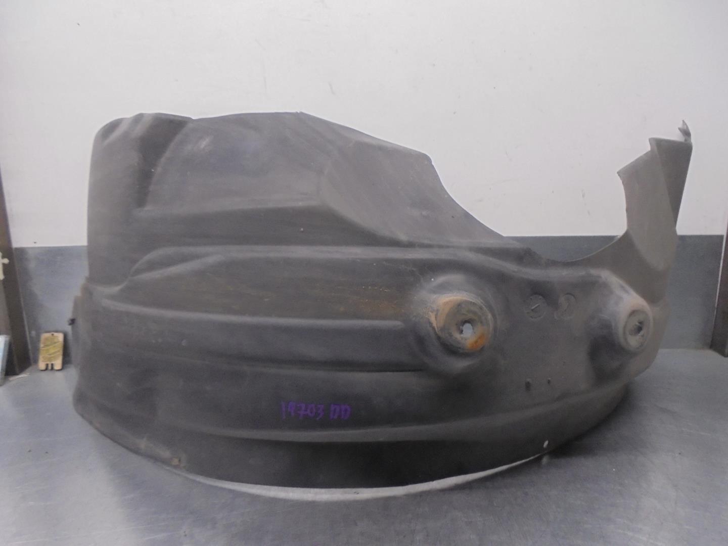 AUDI A4 B7/8E (2004-2008) Front Right Inner Arch Liner 05116278AB, CESTA47A 24209903