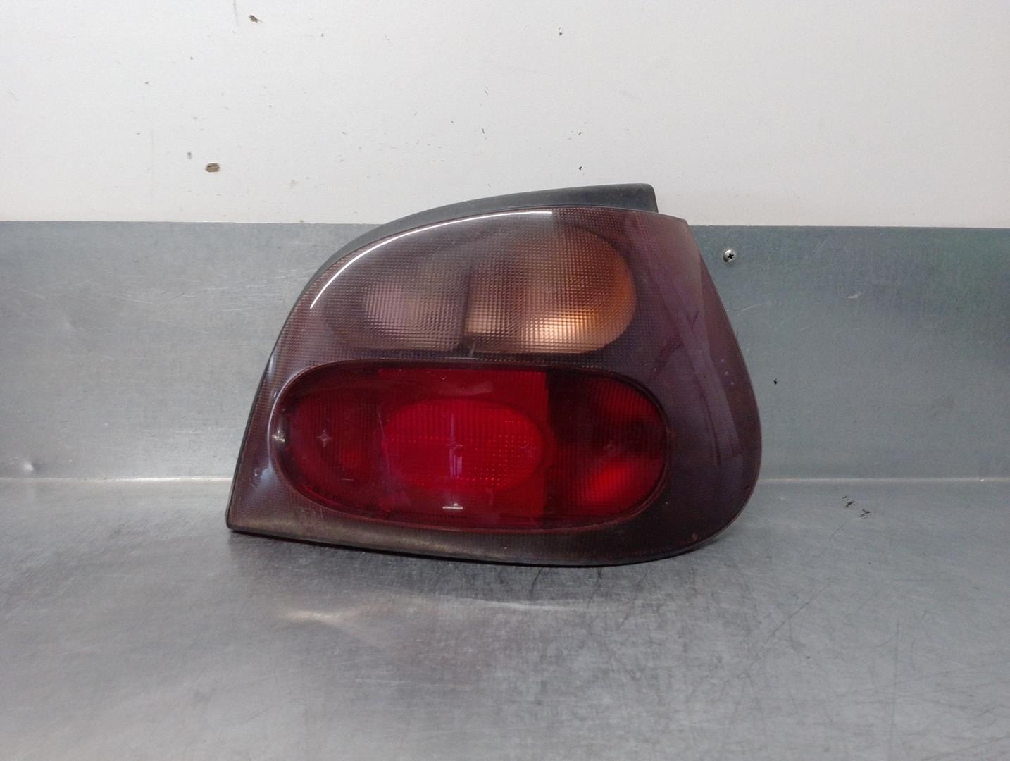 RENAULT Megane 1 generation (1995-2003) Rear Right Taillight Lamp 7700828138, 5PUERTAS 24153159