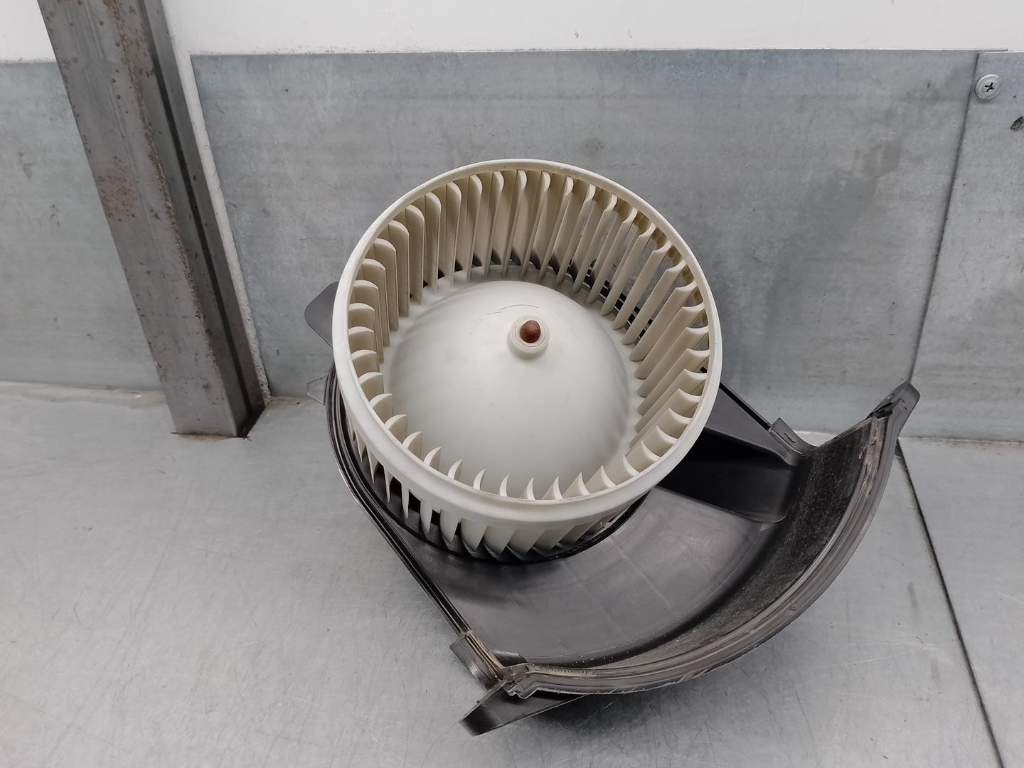 RENAULT Kangoo 2 generation (2007-2021) Heater Blower Fan 173830100 24163671