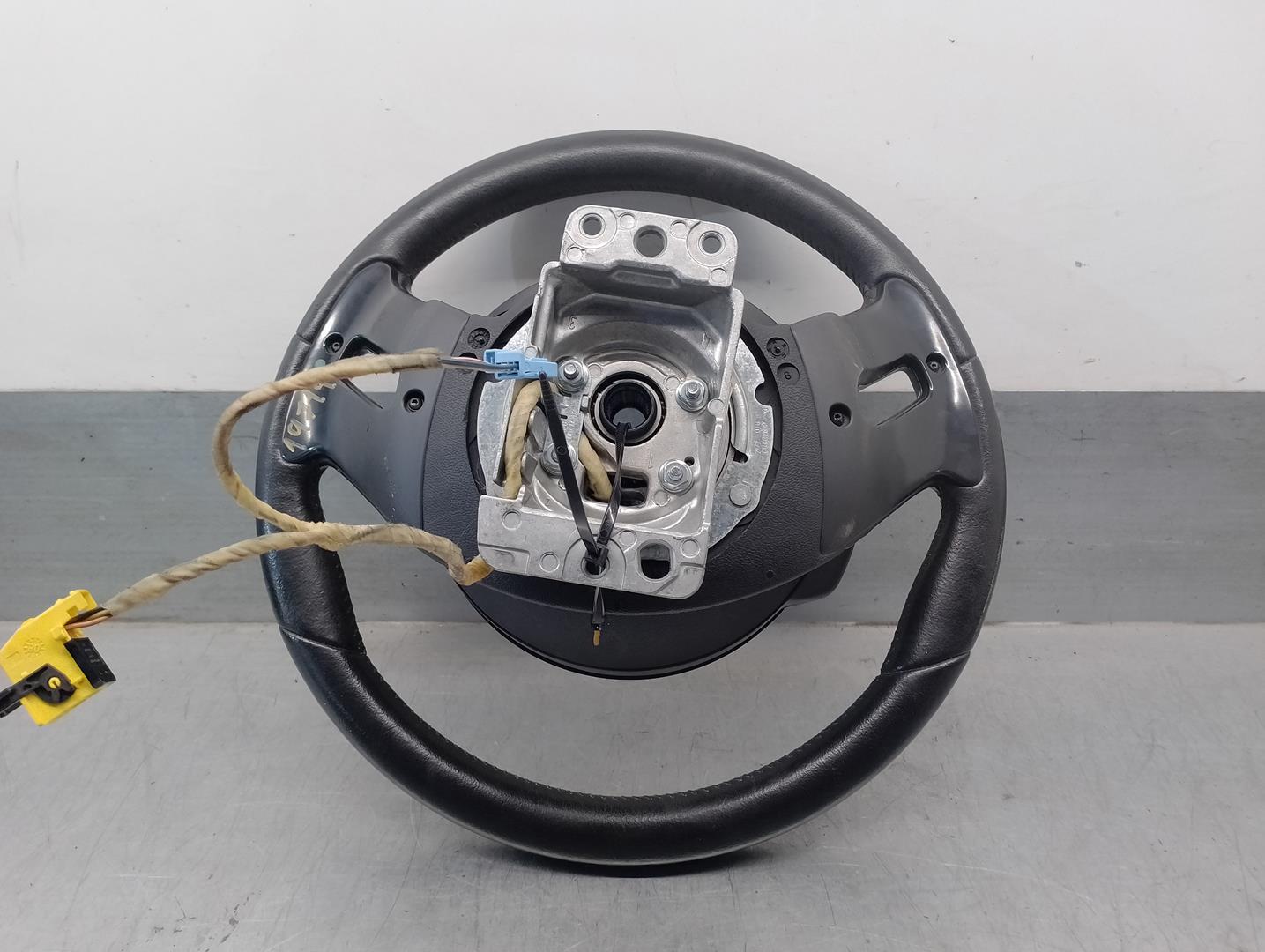 CITROËN C4 Picasso 1 generation (2006-2013) Steering Wheel 96866512ZD 24205895