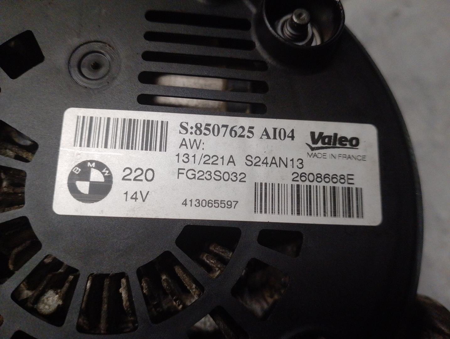 BMW X4 F26 (2014-2018) Generatorius 8507625, 2608668D, VALEO 24162322