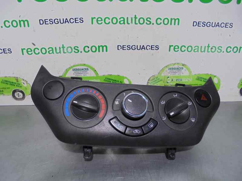 CHEVROLET Aveo T200 (2003-2012) Unité de climatisation T250LHD+ 19587387