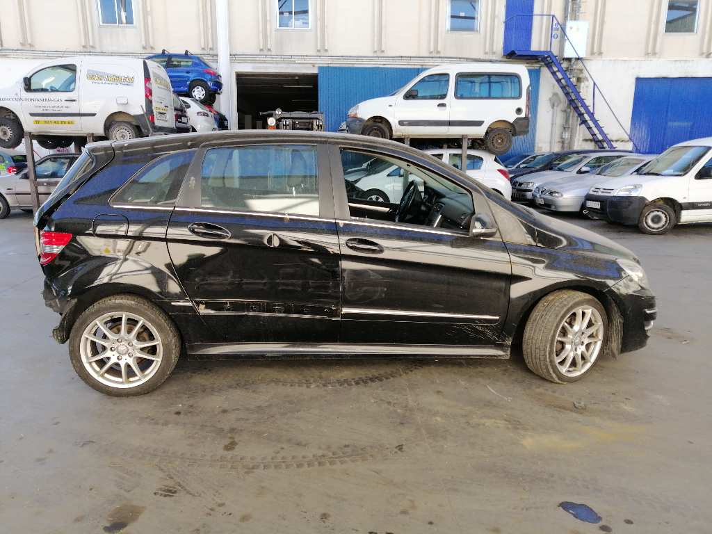 CHEVROLET B-Class W245 (2005-2011) Egyéb motortéralkatrészek MAHLE, MAHLE+70314253 19707630